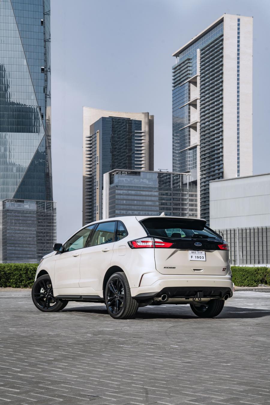  Ford Edge ST 2019 года  (UAE) (фото 3 из 11)